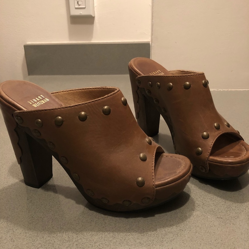 Chunky wooden Stuart Weitzman mules